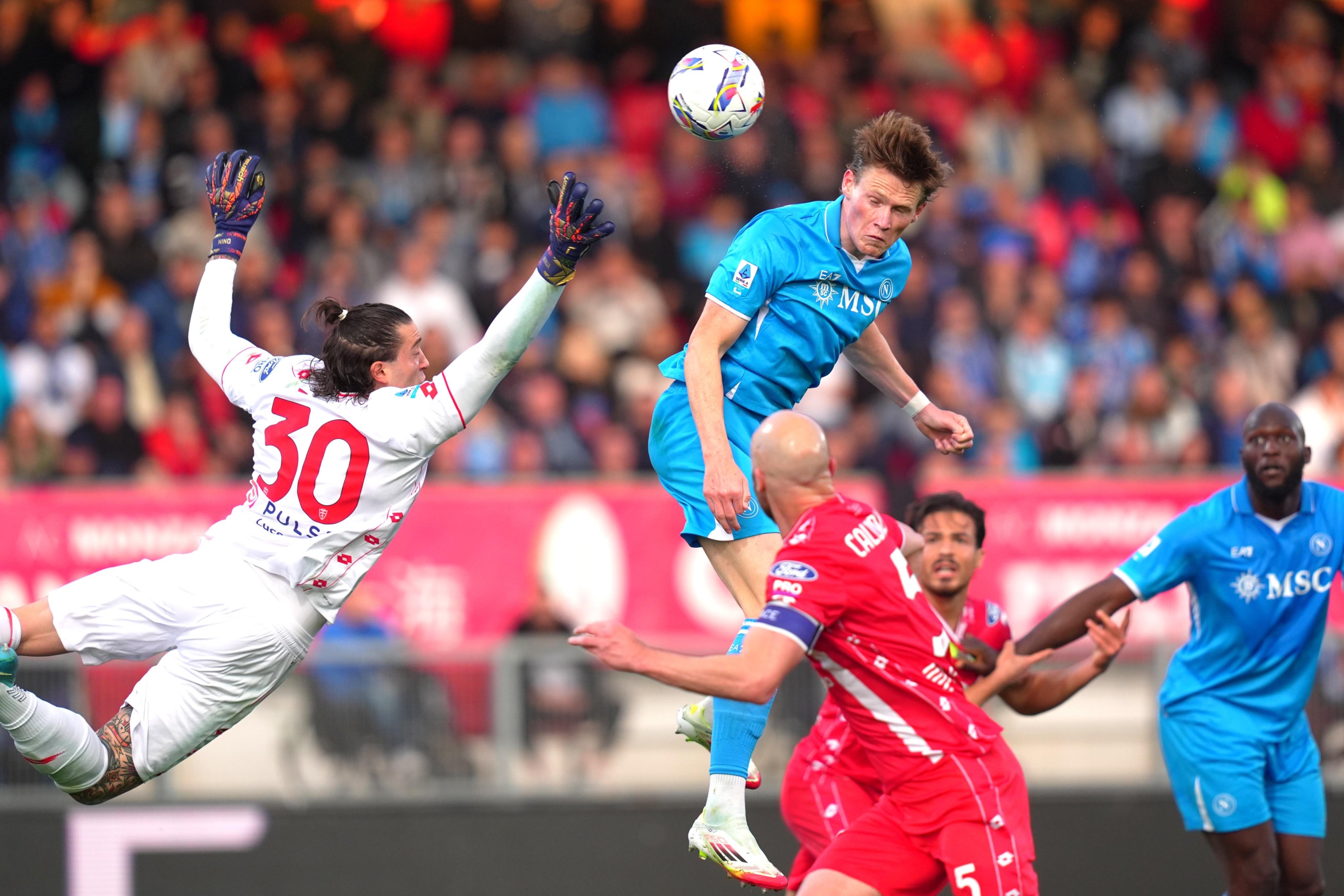 欧博官网冲刺阶段那不勒斯调整名单以备欧篮联，强势反弹环节打磨，引发热议，赛季目标并未改变的简单介绍